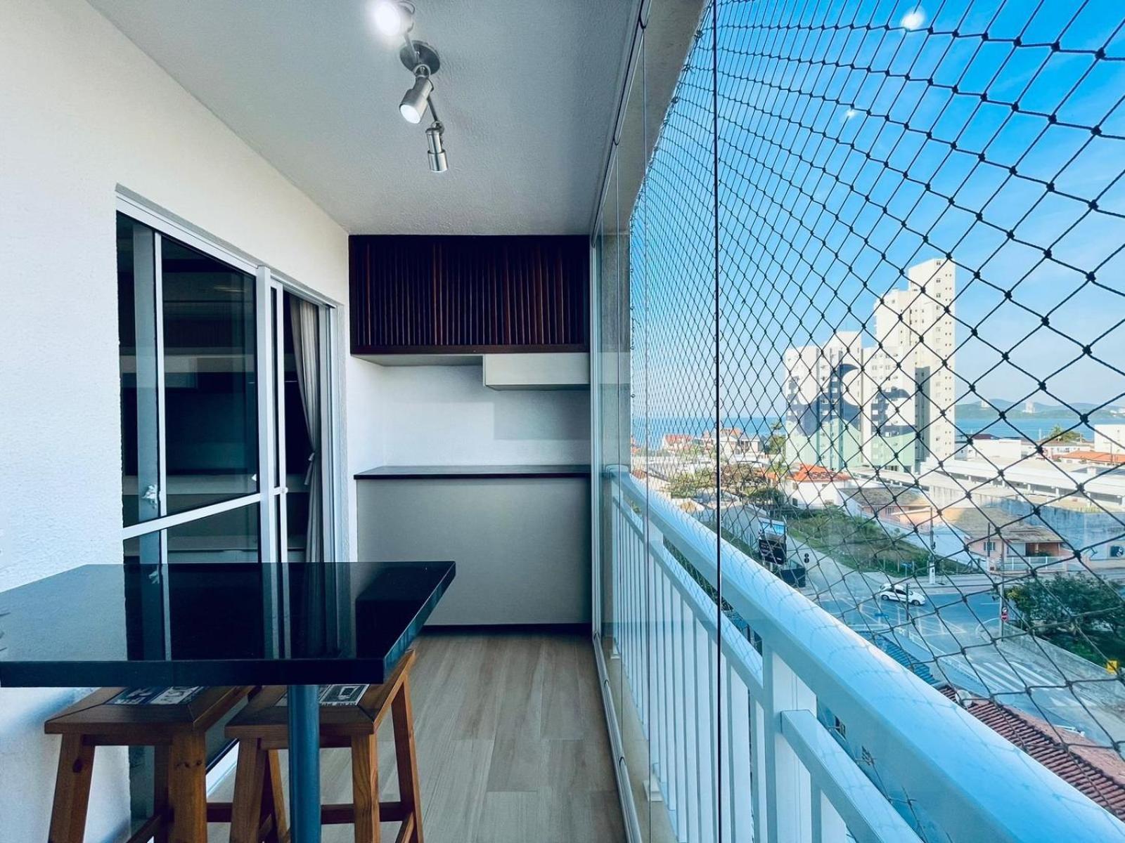 7º Andar, Vista Mar, 200m Praia, 15km B Carrero Apartment